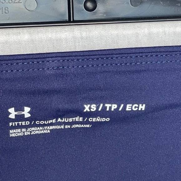 Under Armour Women's Meridian Studio Crop Leggings navy blue, XS - Picture 5 of 10